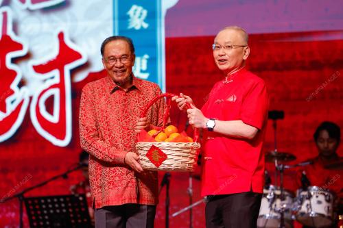 KL33_17022026_CNY
