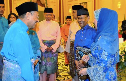 KL33_17072015_AGONG