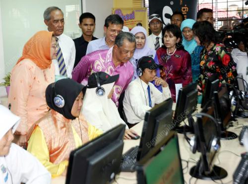 MUHYIDDIN MOHD YASSIN
