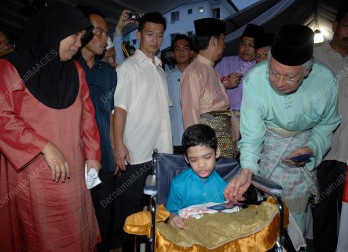 MOHD NAJIB TUN ABDUL RAZAK