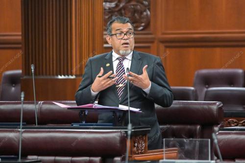 KL33_17122025_DEWAN_NEGARA