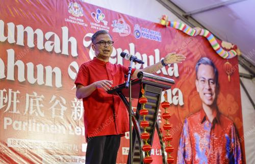 FAHMI FADZIL