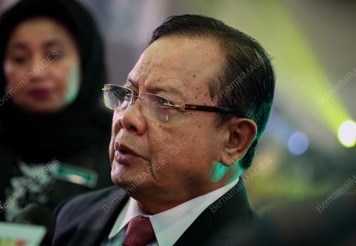 DATUK SERI AHMAD HAMZAH