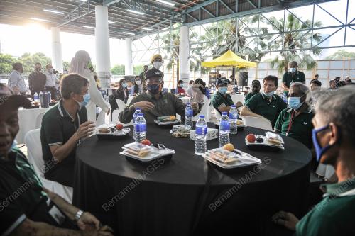 TAN SRI ANNUAR MUSA