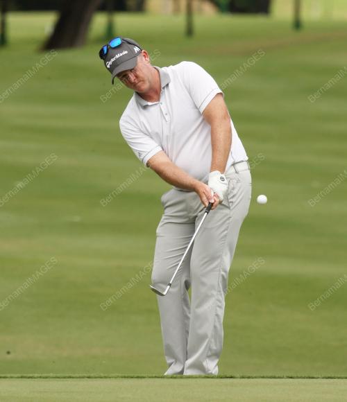 KL33_20022016_GOLF_MAYBANK