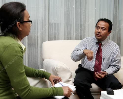 DR SHAMSUL ANWAR SULAIMAN