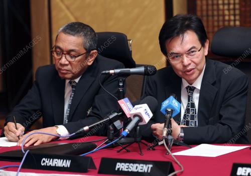 DATUK SERI MOHD NADZMI MOHD SALLEH