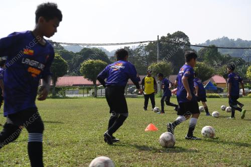 AKTIVITI BOLA SEPAK