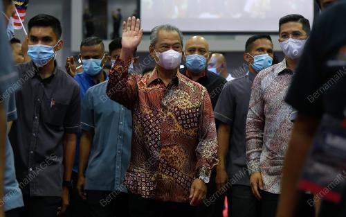 TAN SRI MUHYIDDIN YASSIN