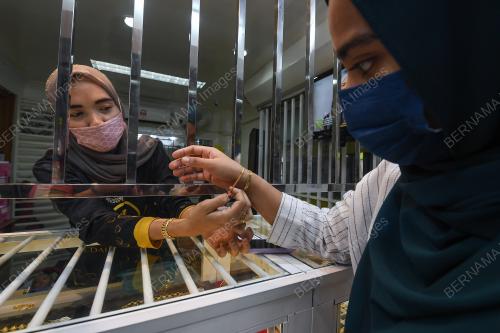 TINJAUAN HARGA EMAS TURUN