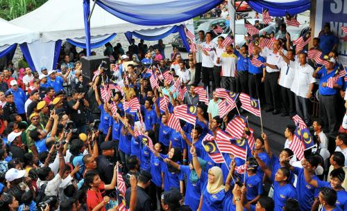 TAN SRI MUHYIDDIN YASSIN