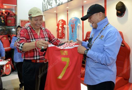 KL33_23022014_JERSI_TRW