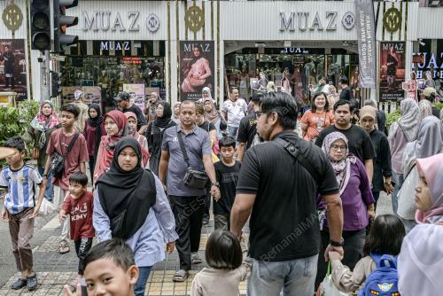 TINJAUAN SHOPPING RAYA