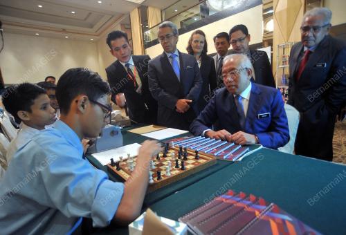 KL33_23082016_PENDIDIKAN