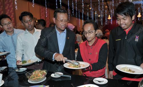 KL33_23112012_UMNO