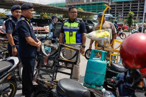 OPERASI PEMANDU WARGA ASING (OP PEWA)