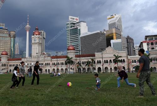 KL33_24122017_CUTI