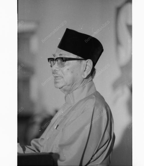TUNKU ABDUL RAHMAN LANCAR BANGUNAN