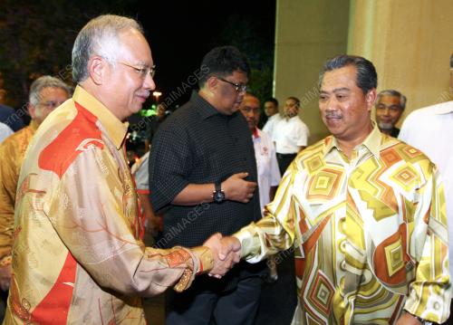MOHD NAJIB TUN ABDUL RAZAK