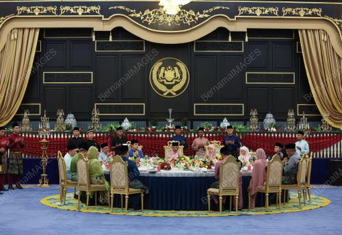 AL-SULTAN ABDULLAH RI'AYATUDDIN AL-MUSTAFA BILLAH SHAH