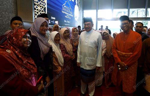 DATUK SERI ANWAR IBRAHIM