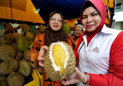 KL33_26112013_DURIAN