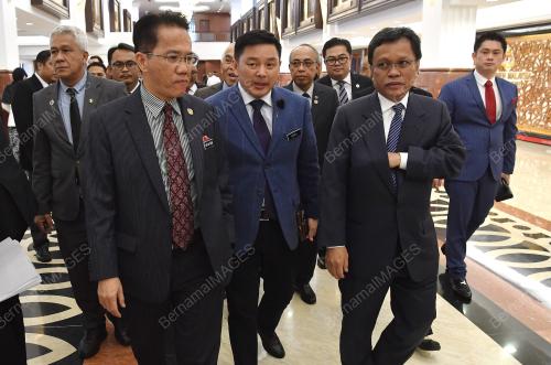 KL33_28112019_PARLIMEN_BN201910012841