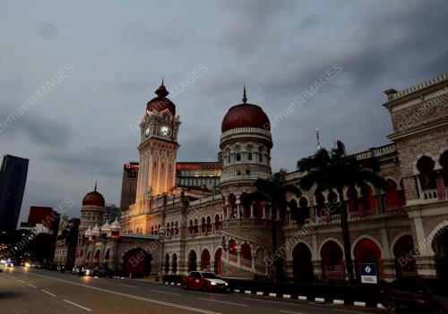 TINJAUAN DI DATARAN MERDEKA