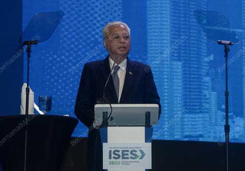 DATUK SERI ISMAIL SABRI YAAKOB