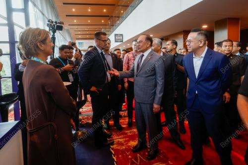 DATUK SERI ANWAR IBRAHIM
