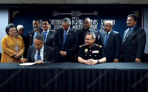 KL33_30012018_FAMA_BN201801297418