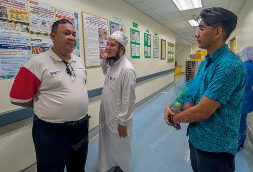 DATUK AZMAN ABIDIN