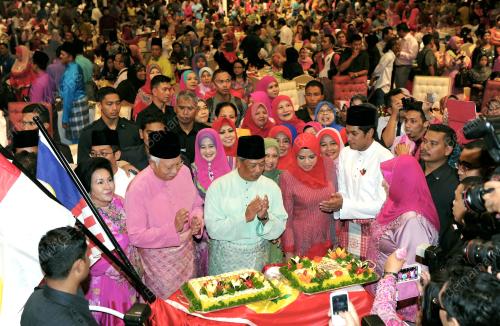 KL33_30082013_UMNO_RAYA