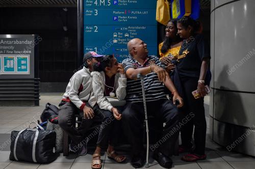 DEEPAVALI BALIK KAMPUNG