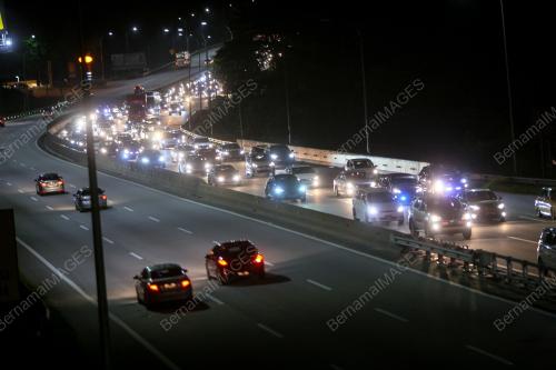 KL33_31012017_LALU_LINTAS