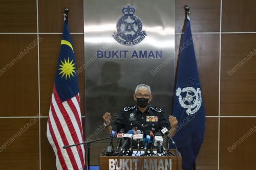 DATUK SERI ACRYL SANI ABDULLAH