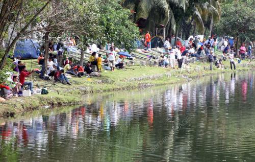 PEMBUKA TIRAI JORAN 2009