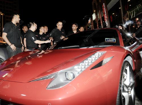 KL34_01062016_SUPERCAR_DRAG