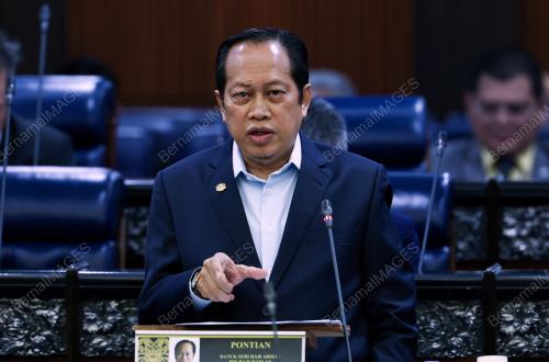 DATUK SERI AHMAD MASLAN