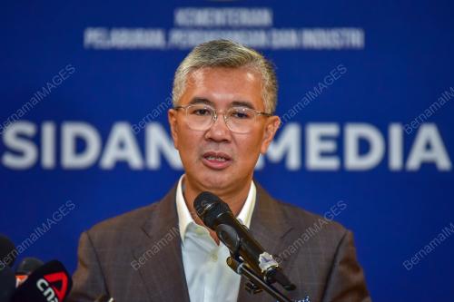 TENGKU DATUK SERI ZAFRUL AZIZ