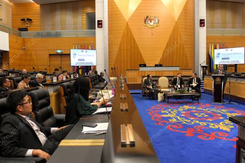 KL34_01122018_PARLIMEN_BN201811295069