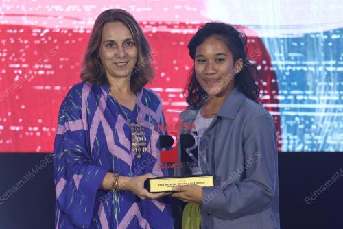 ANUGERAH PERHUBUNGAN AWAM MALAYSIA KE-15