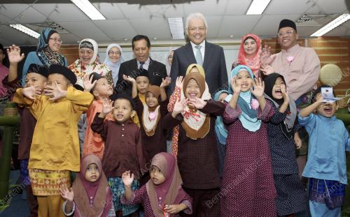 KL34_02082016_HAMZAH_AIDILFITRI