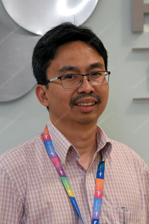 DR MOHD RIDZUAN ABDUL RAZAK