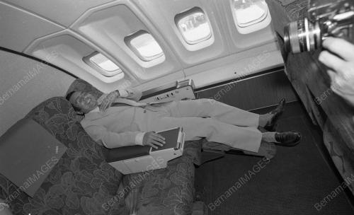 PESAWAT MAS BOEING 747