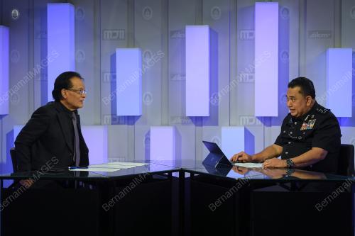 DATUK HUZIR MOHAMED