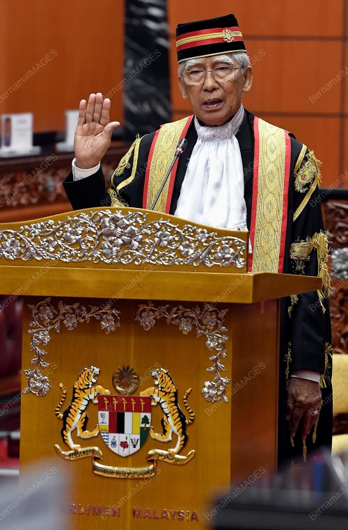 KL34_03112017_031117_DEWAN_NEGARA_BN201711020180