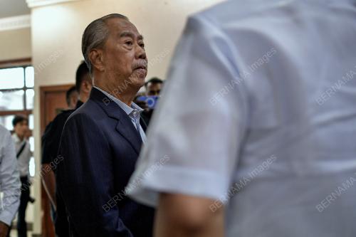 TAN SRI MUHYIDDIN MOHD YASSIN