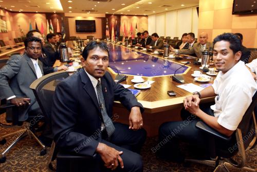 KHAIRY JAMALUDDIN