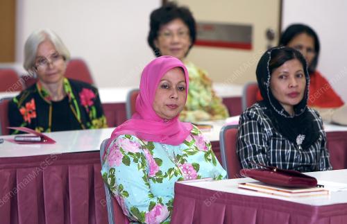 NOORAINEE ABDUL RAHMAN